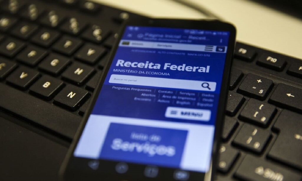 Receita paga nesta segunda-feira (17) restituição do lote residual do IRPF de 2008 a 2019