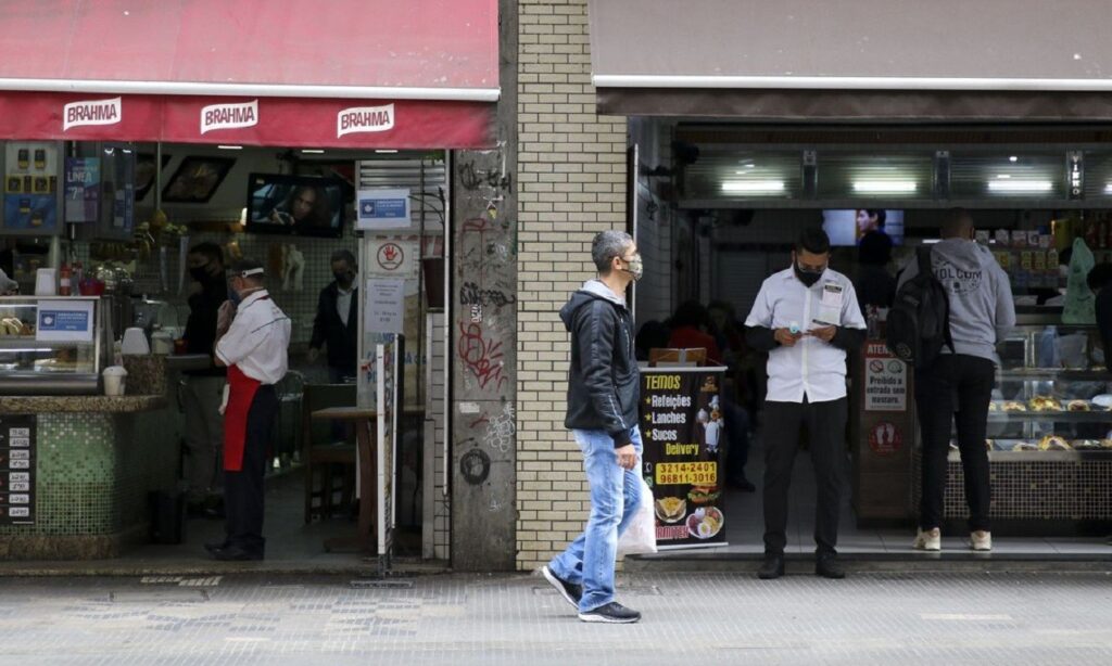 Pedidos de falência caem para o menor patamar em dez anos