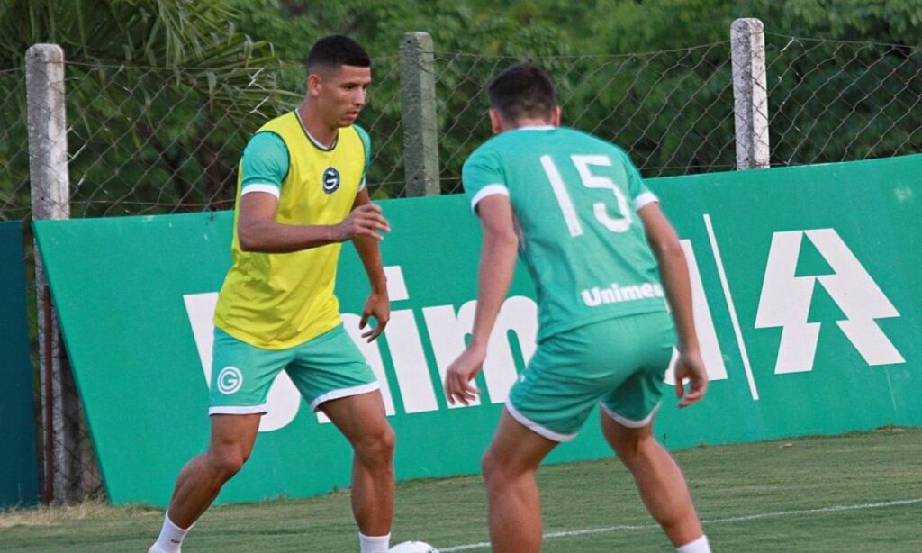 Goiás acerta empréstimo de Yago Rocha para o Náutico até final da temporada