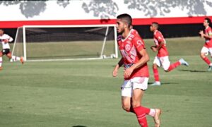 Anapolina e Goiás se enfrentam em primeiro jogo da semifinal