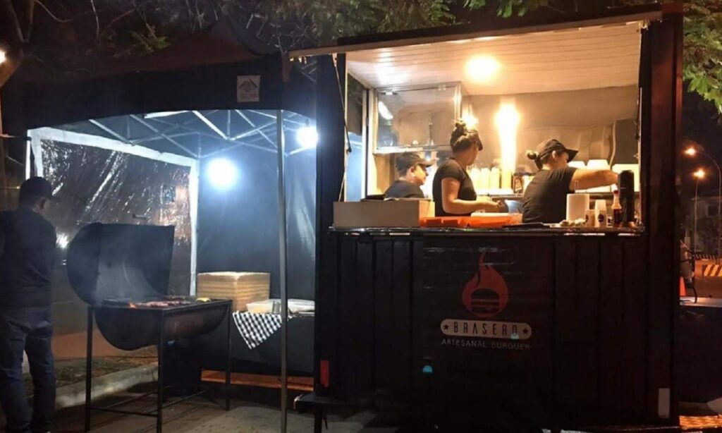 Família venezuelana tem trailer de food truck roubado