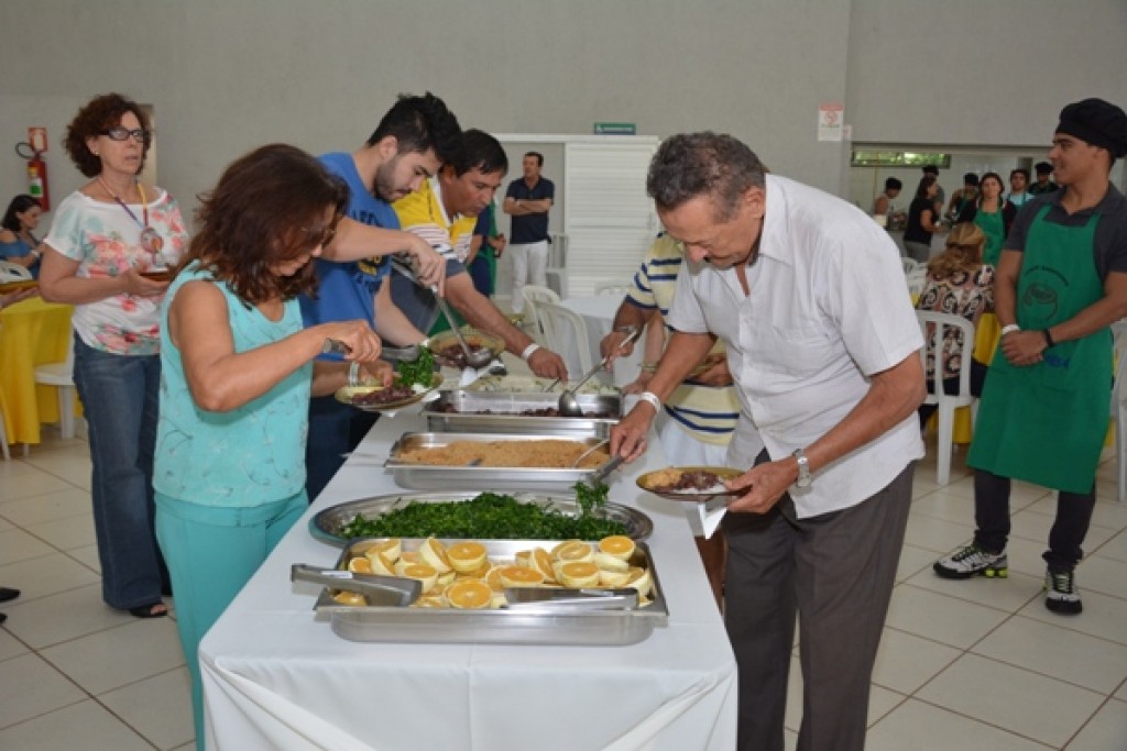 Araújo Jorge promove 29ª Feijoada Beneficente