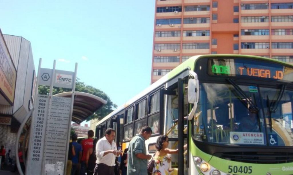 CMTC propõe projeto para diminuir passagem do transporte público para R$ 2