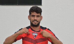 Apesar de defender três clubes