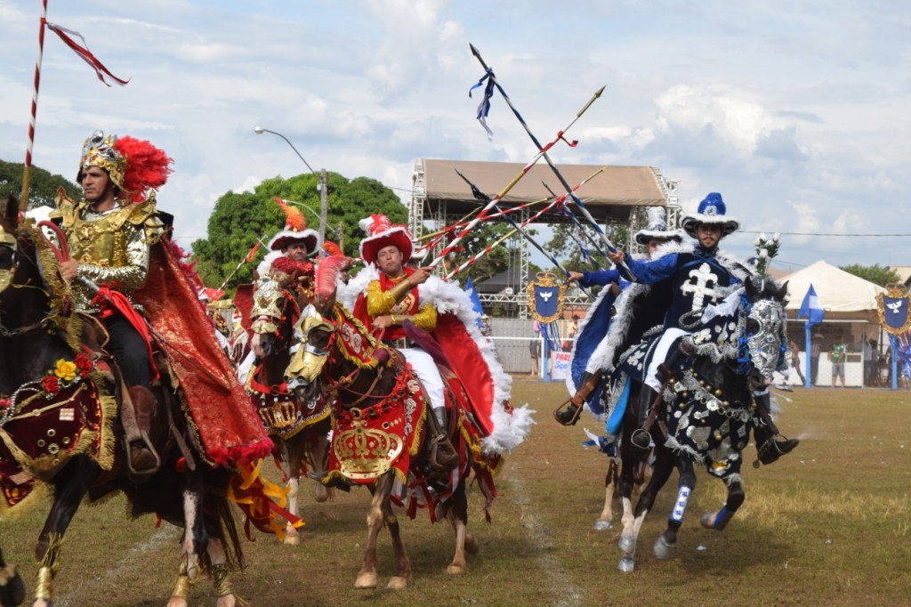 Cavalhadas 2019 começam neste fim de semana em Goiás