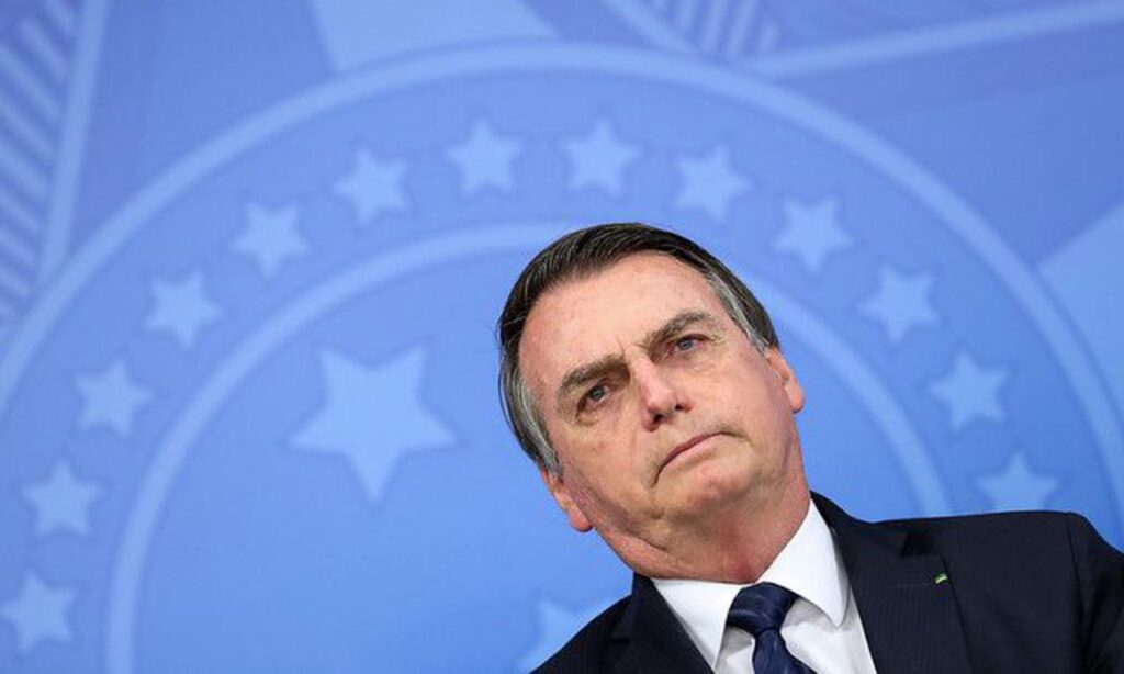 Bolsonaro concede indulto de Natal a policiais condenados por crimes culposos