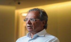 Paulo Guedes diz que economia brasileira não passa por choque externo