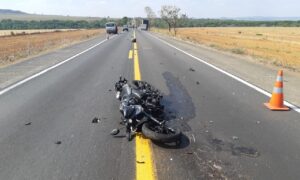 Motociclista morre em acidente na BR-153 em Campinorte