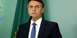 Bolsonaro embarca para os EUA para encontro com Trump na terça-feira