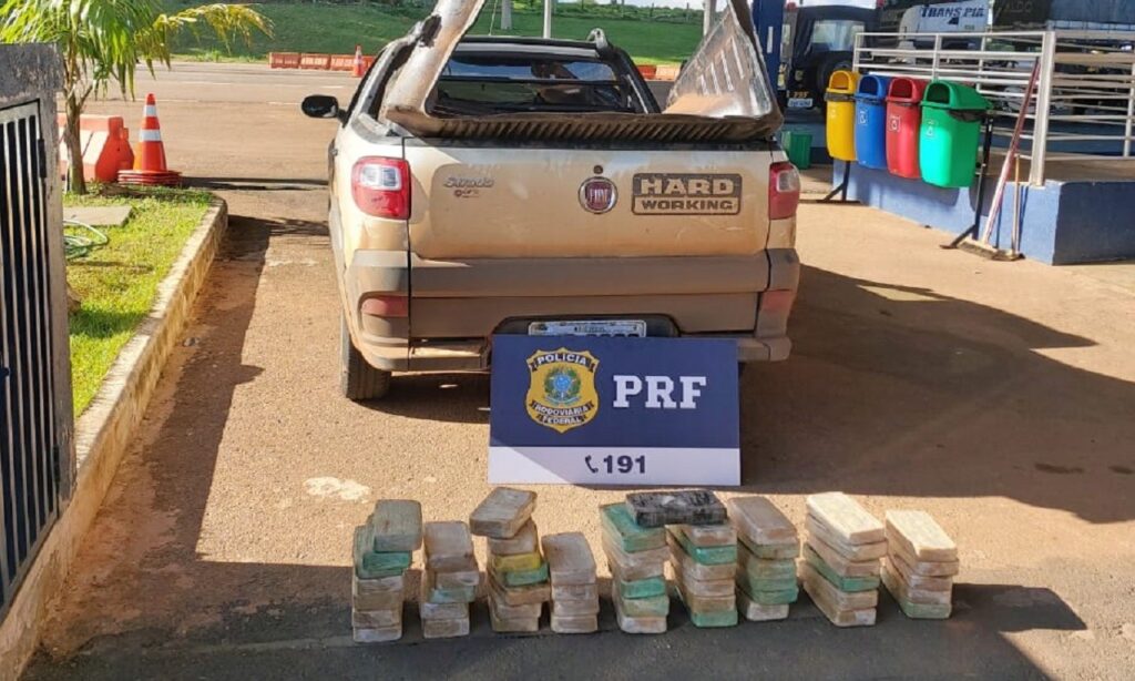 PRF apreende em Anápolis carga de drogas avaliada em quase 1 milhão de reais