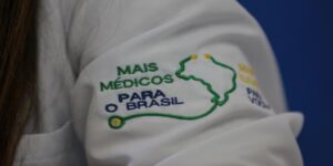 Nova seleção do Mais Médicos registra 6