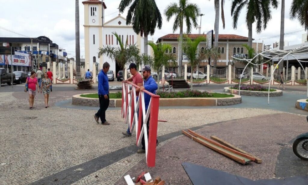 Criança morre eletrocutada em praça de Caldas Novas