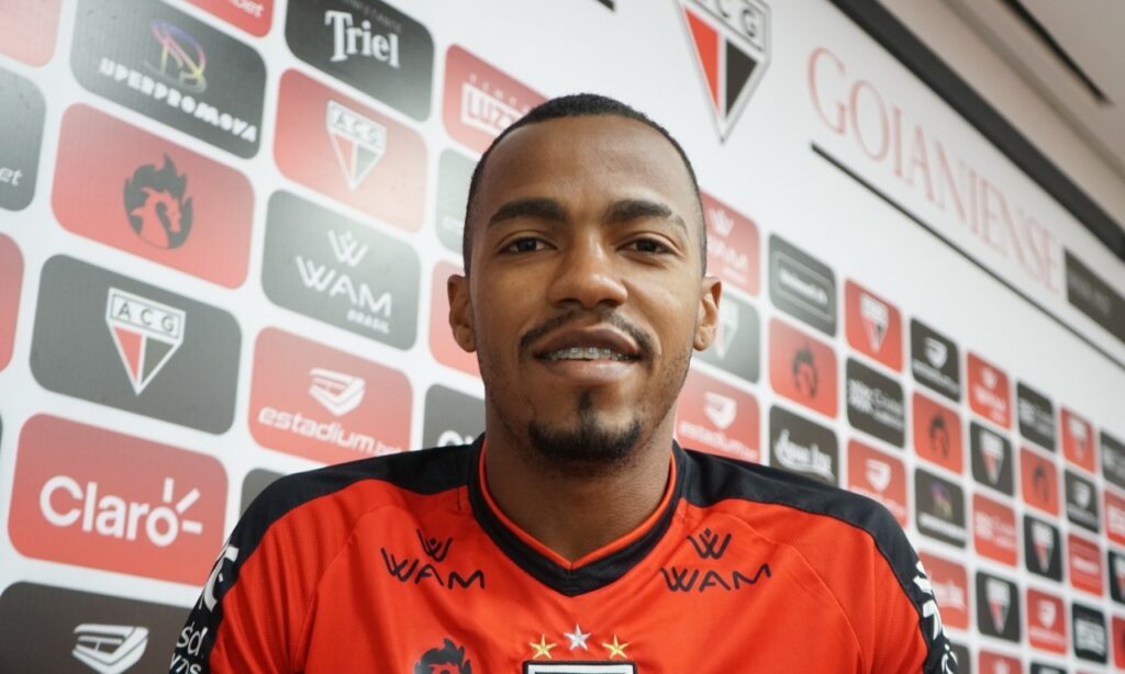 Marlon Freitas celebra data do Brasileirão e elogia chegada de Vagner Mancini