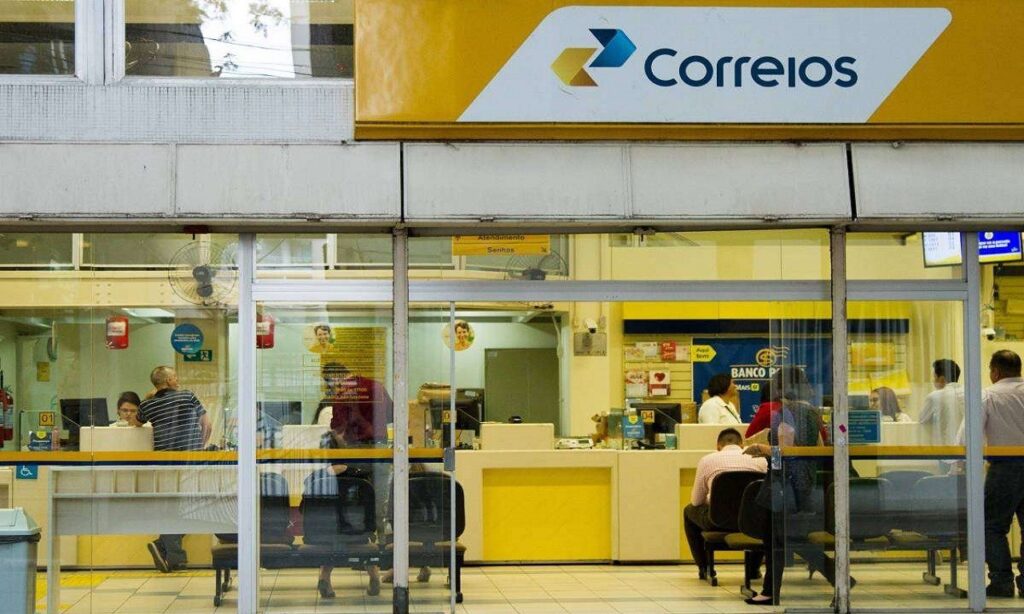 Correios realiza doação de matéria-prima a penitenciárias para fabricação de máscaras em Goiás