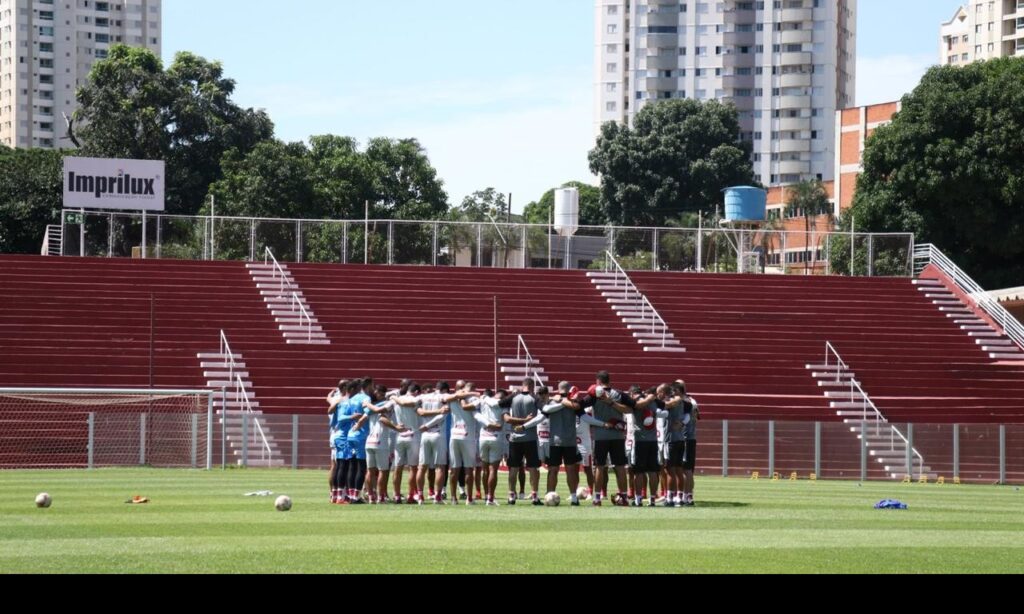 Vila Nova volta ao OBA para enfrentar Brusque e Santa Cruz