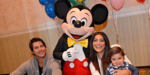 Mickey Mouse completa 90 anos como a marca do ícone pop