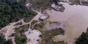 Rio Piracanjuba sofre com extração de areia