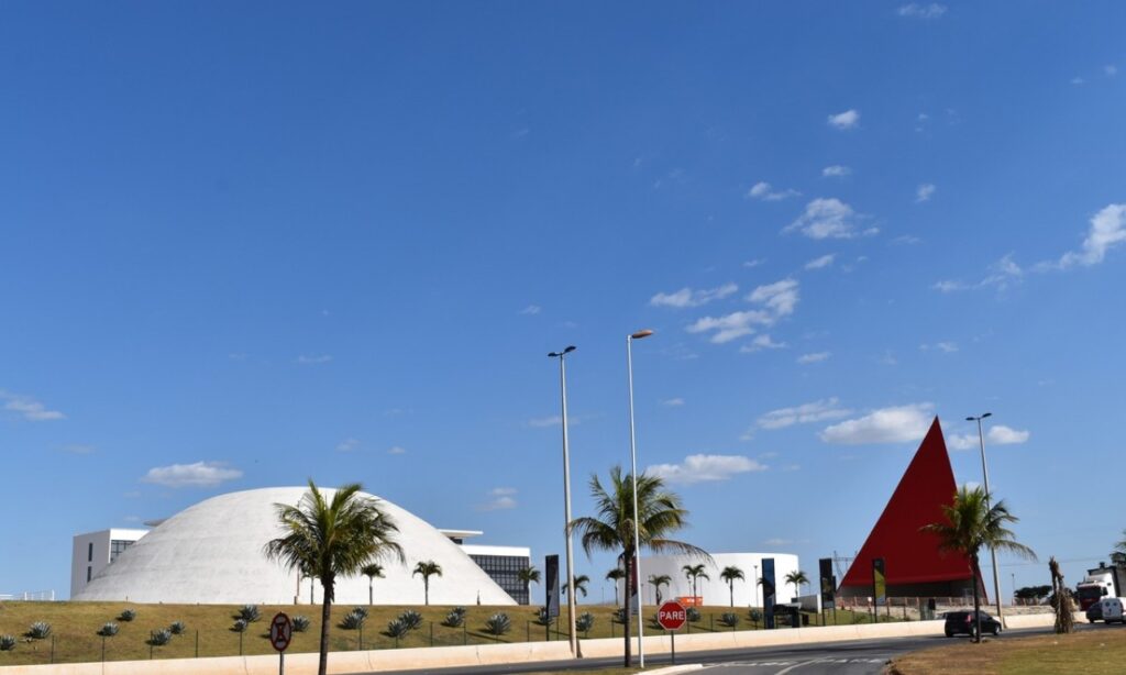 Evento reúne diversas atividades no Centro Cultural Oscar Niemeyer