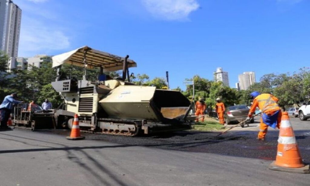 Região Norte de Goiânia recebe serviços de reconstrução asfáltica