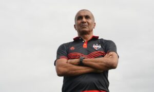 Atlético Goianiense conta com estreia de Cristovão Borges diante do Goiânia