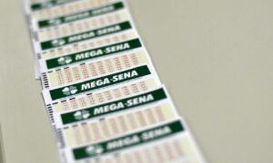 Mega-Sena deve pagar R$ 27 milhões neste sábado (18)