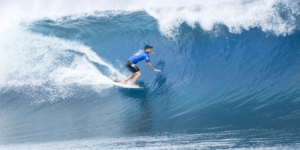 Tem início mais uma etapa do Circuito Mundial de surfe