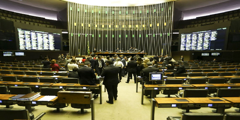 PT e PSL são os que mais elegeram para a Câmara dos Deputados