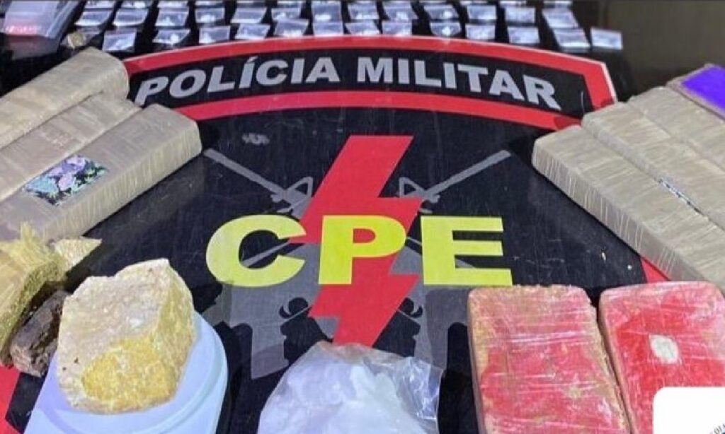 PM apreende drogas avaliadas em R$ 100 mil