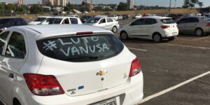 Motoristas de aplicativo fazem protesto em Goiânia após colega ser morta enquanto trabalhava