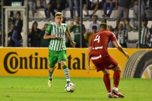 Vila Nova recebe Juventude no Estádio Serra Dourada