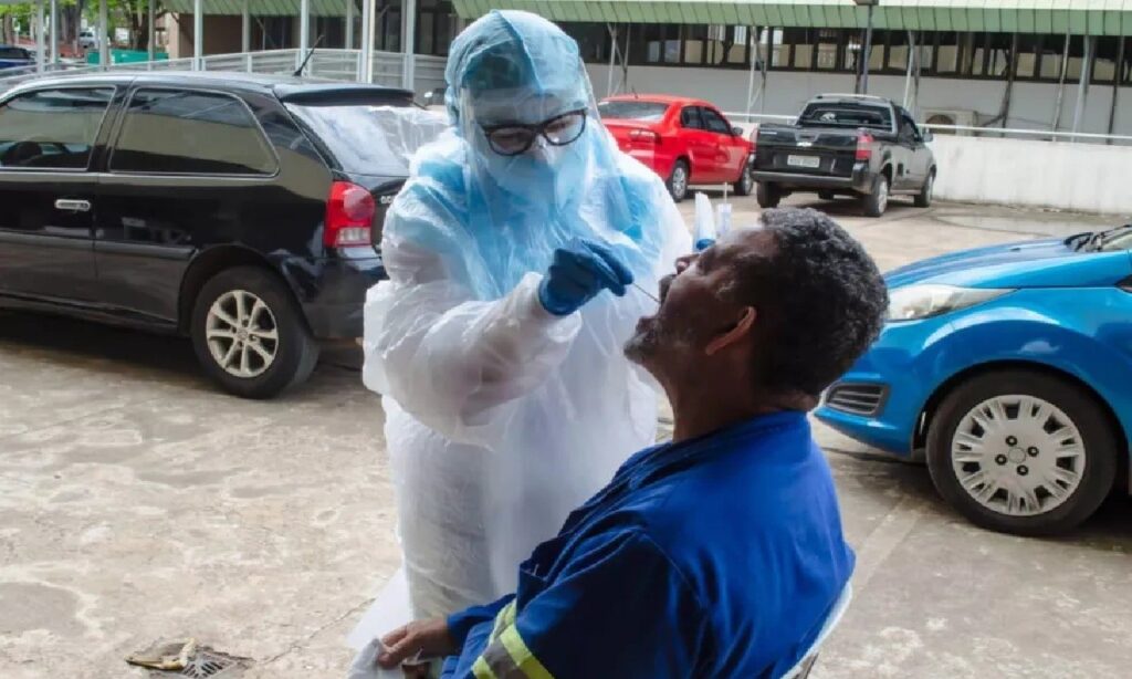 UFG desenvolve teste rápido que detecta a Covid-19 pela saliva