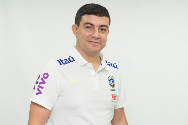 Vila Nova acerta com auxiliar técnico e gestor de futebol