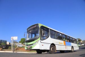 Confira quais linhas de ônibus passam pelos postos de vacinação