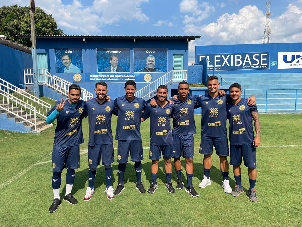 Sete atletas do Goiás emprestados à Aparecidense encerram a temporada campeões da Série D