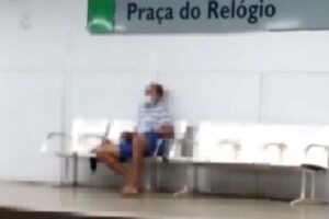 Homem é flagrado se masturbando em estação de metrô do Distrito Federal