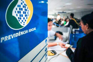 Cobranças indevidas do INSS devem ser devolvidas ao contribuinte