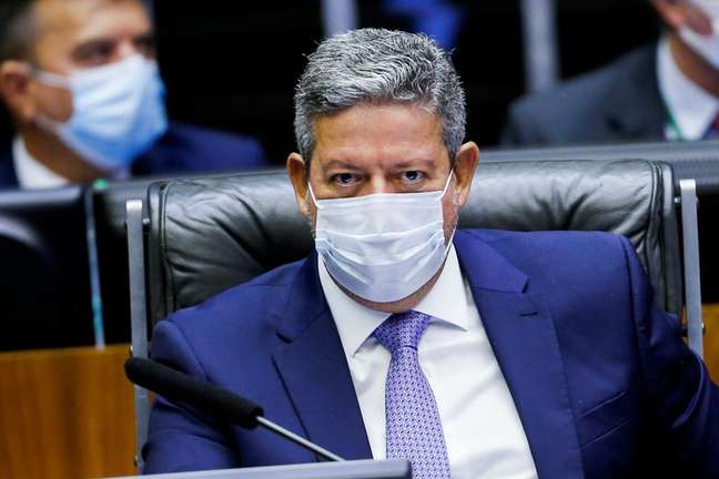 Lira diz que Senado deve ser cobrado por projeto sobre regras alteram o ICMS dos combustíveis