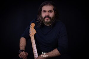 Luis Maldonalle lança seu novo trabalho intitulado "Viking Heart"