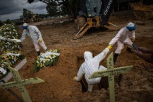 Goiás registra 99 óbitos por covid-19 em 24 horas e se aproxima de 17 mil vítimas da doença