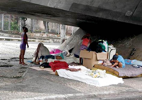 Juiz manda a júri popular homem que supostamente matou moradora de rua em Goiânia