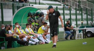 Pintado mantém cautela após vitória diante do Brasiliense: "Pés no chão"