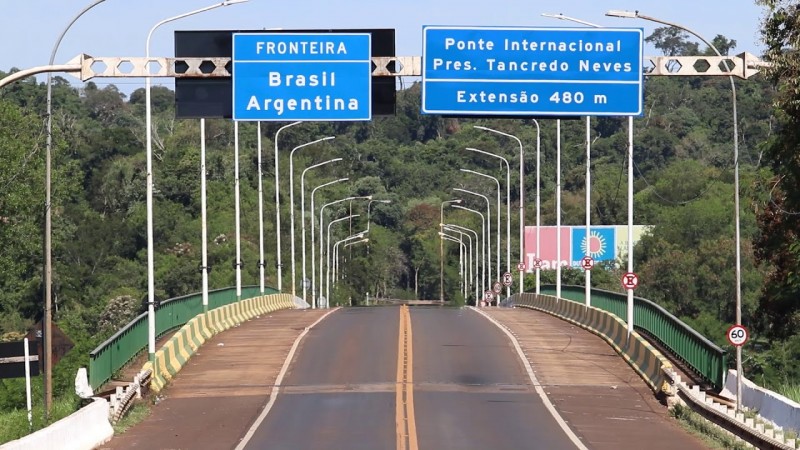 Argentina prorroga fechamento de fronteira terrestre com o Brasil