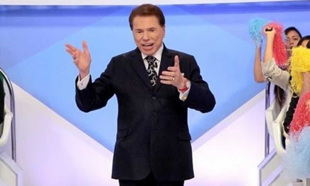 Silvio Santos ironiza Globo e Faustão no 1º programa inédito desde o início da pandemia