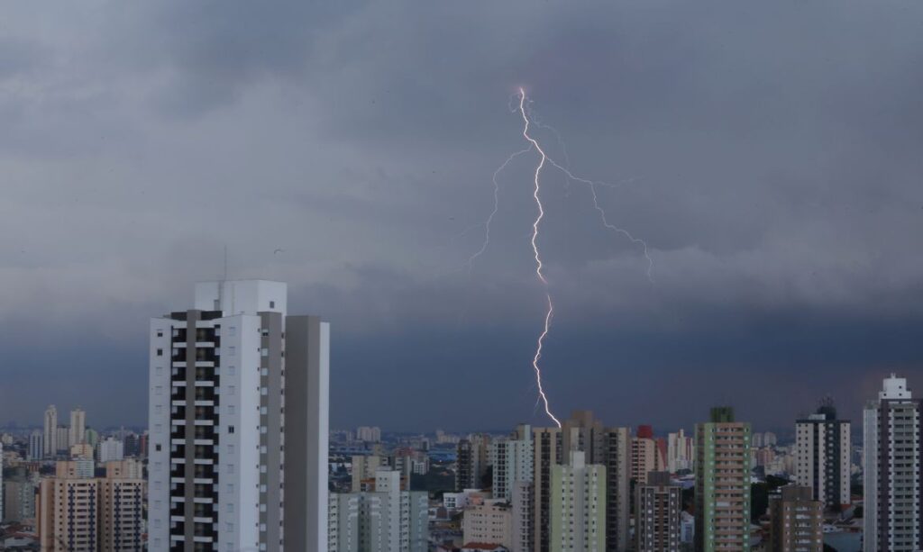 Região Sudeste do país pode enfrentar chuva forte e alagamentos