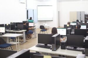 Processo Seletivo Simplificado seleciona profissionais para Colégios Tecnológicos em Goiás