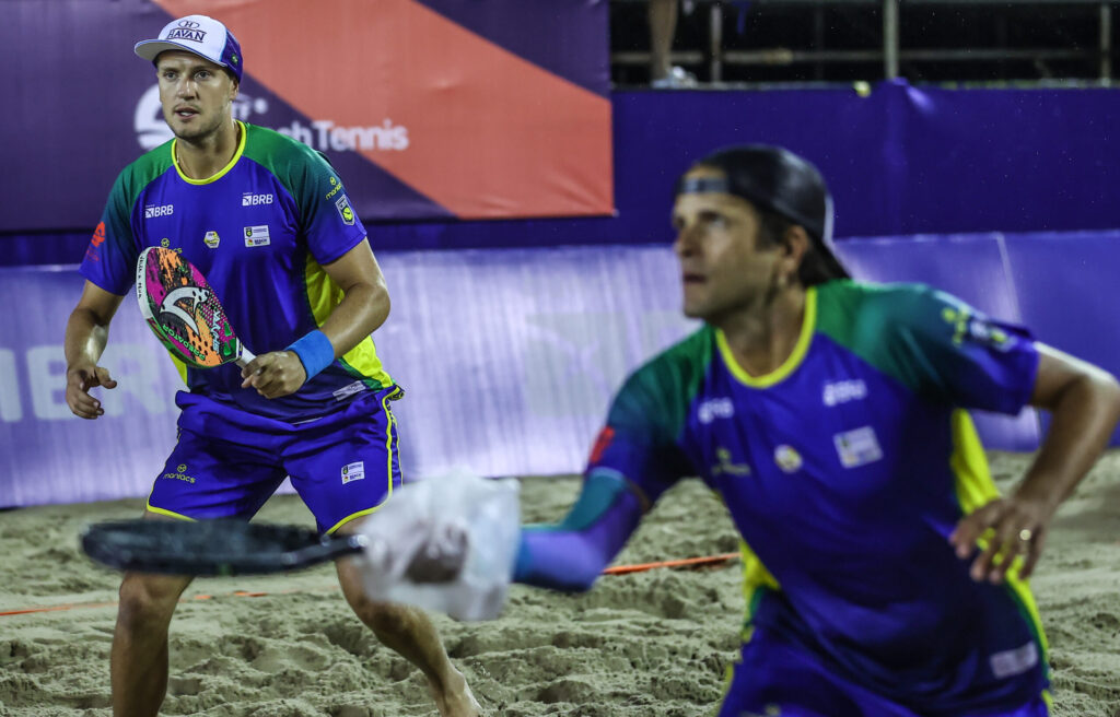 Brasil enfrenta Chile nas quartas-de-final da Copa do Mundo de Beach Tennis