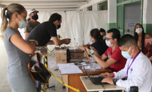 Goiânia faz 3º pregão para contratar empresa que vai aplicar 1 milhão de vacinas