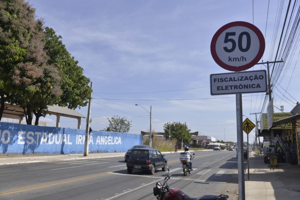 Goiânia tem campanha educativa para redução de velocidade