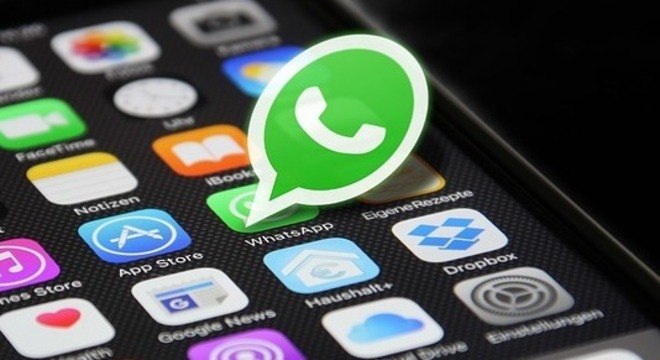 Divulgar print de conversa do WhatsApp pode gerar indenização