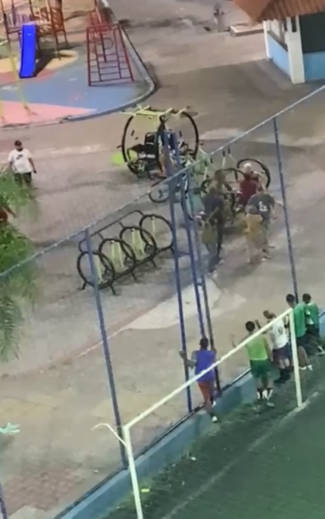 Pastor agride duas mulheres durante discussão na Praça